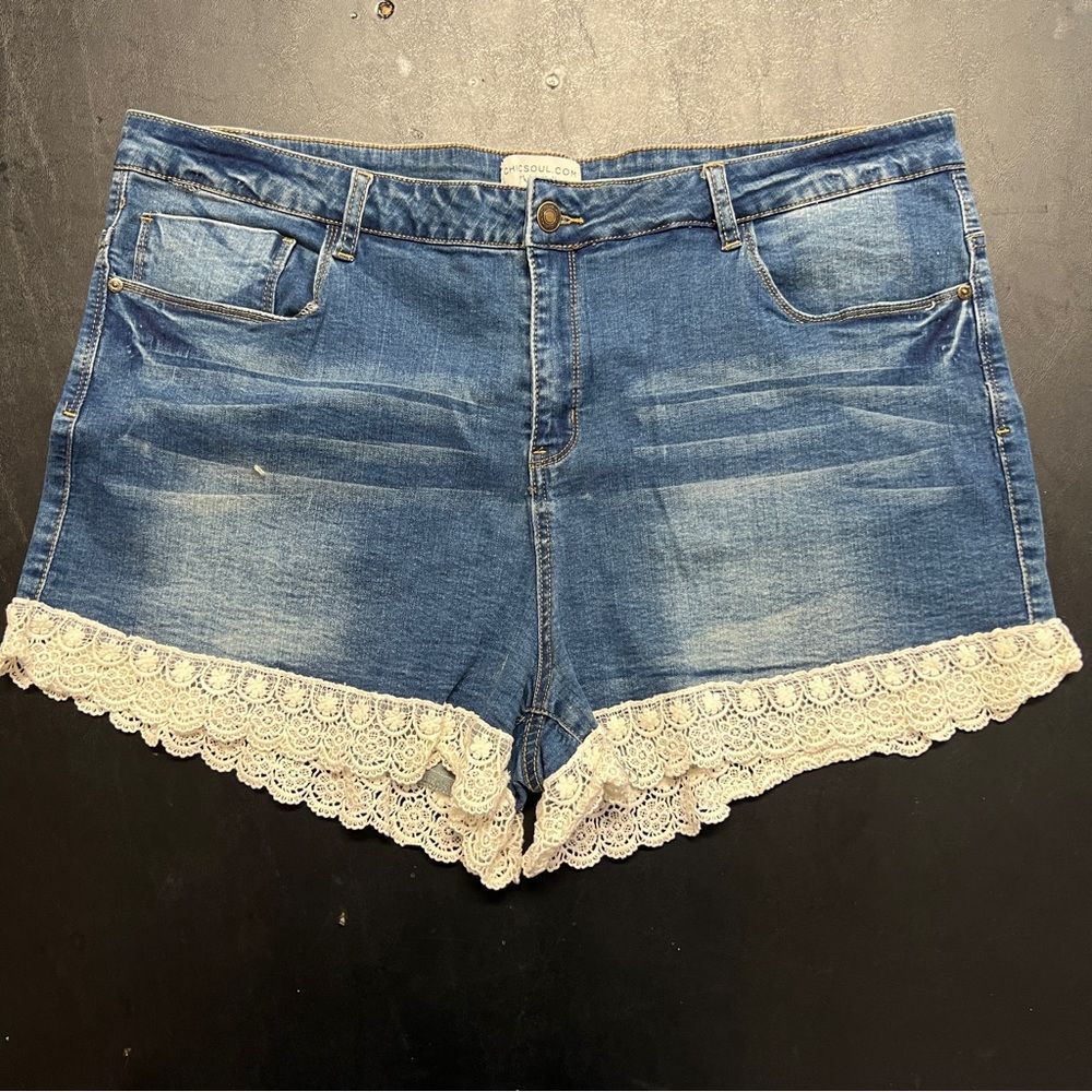 Chic Soul Blue Jean Shorts with Lace Trim 0656